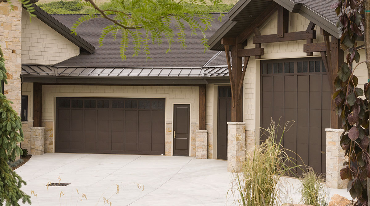 carriage-house-garage-doors-2