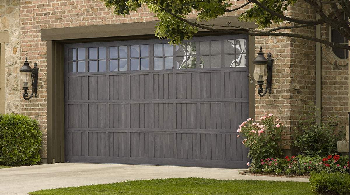 pinnacle-garage-doors-2