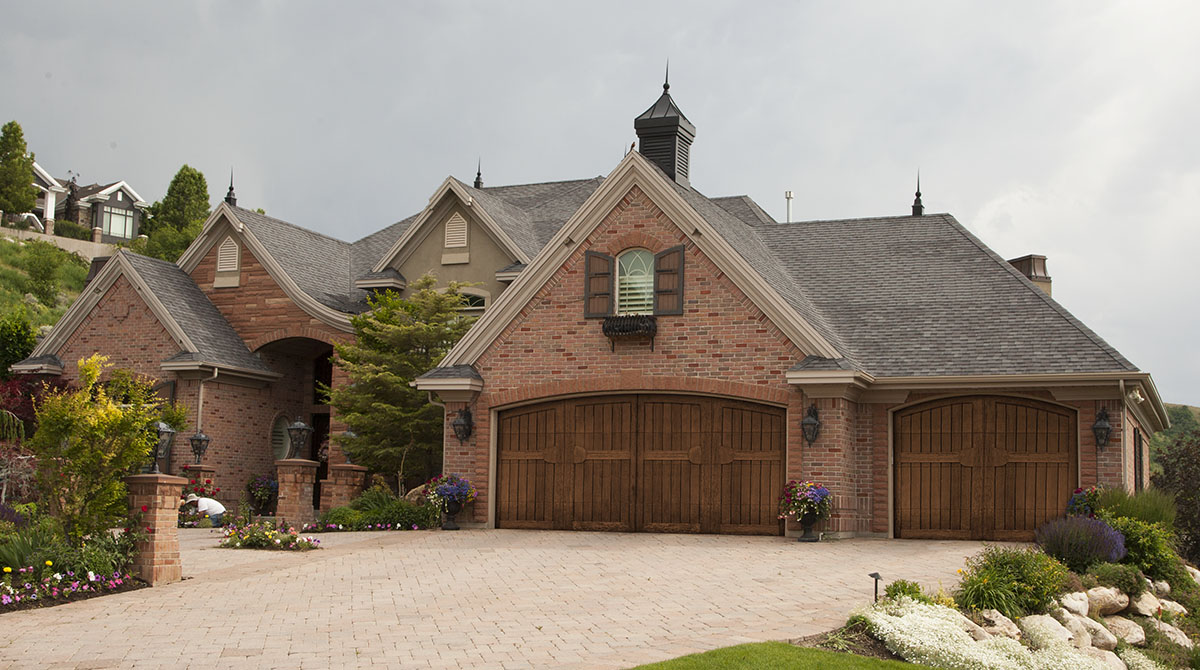 wood-garage-doors-10 (1)
